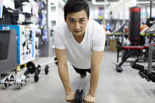 长时间不锻炼肌肉会消失吗？怎么快速让肥肉变肌肉？
